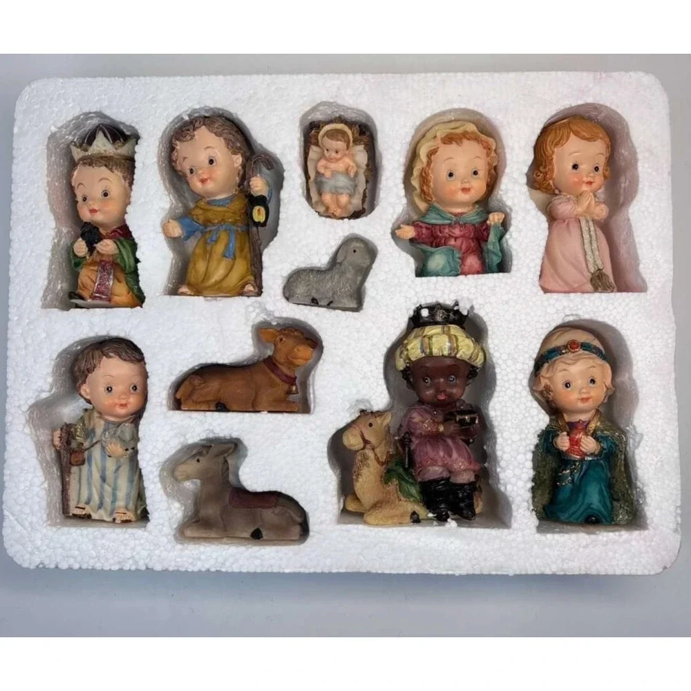 Vintage Holiday Time, Christmas Kids Polyresin Nativity Set of 11.